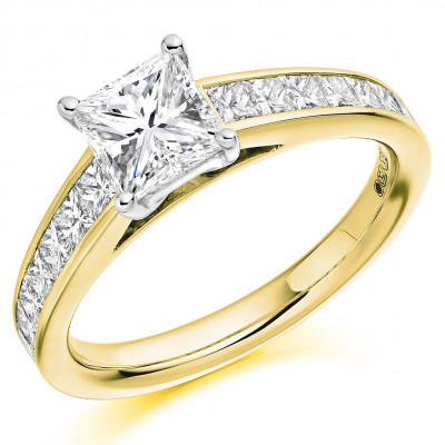 Princess Cut Solitaire with Diamond Set Shoulders Engagement Ring Metal Image