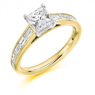 Princess Cut Solitaire with Diamond Set Shoulders Engagement Ring Metal Image