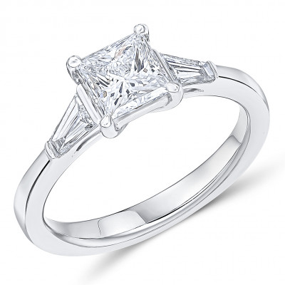 Princess Cut Trilogy Set with Plain Shoulders  Trilogy Ring Metal Image