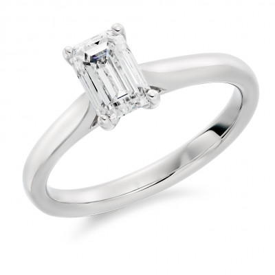 Emerald Cut Solitaire with Plain Shoulders Engagement Ring Metal Image