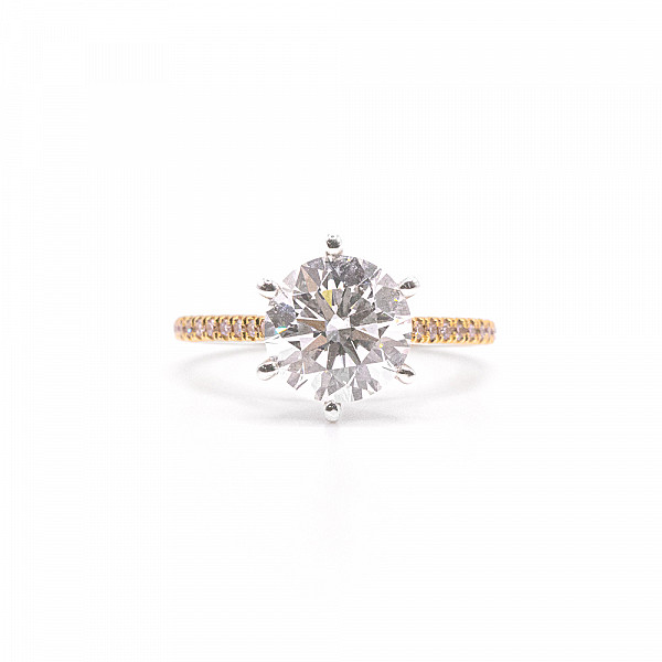 Image of 2.64ct Lab Grown Round Brilliant Cut Diamond with Diamond Set Shoulders in Yellow Gold Ring