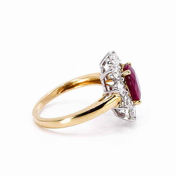 Image of 2.12ct Natural Oval Cut Ruby and Natural Diamond Cluster Ring in Yellow Gold