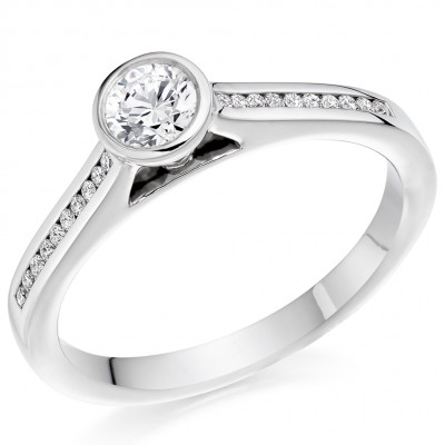 Round Brilliant Solitaire with Diamond Set Shoulders Engagement Ring Metal Image