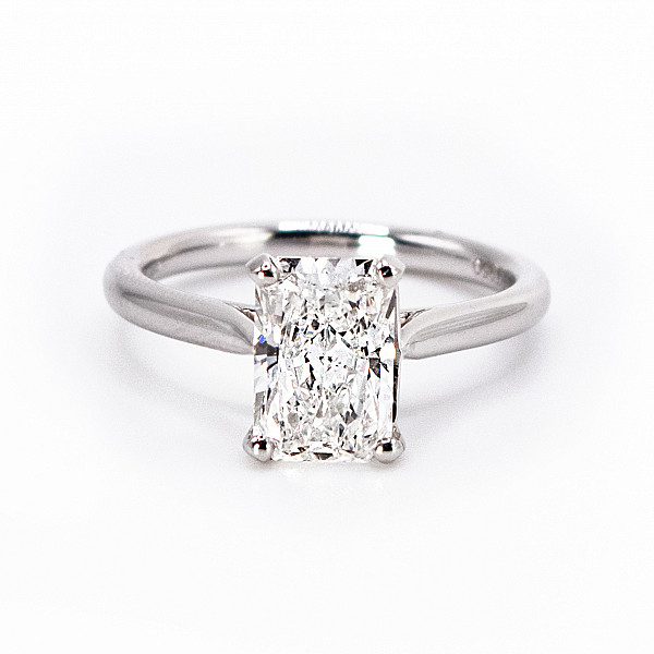 Image of 2.04ct Lab Grown Radiant Brilliant Cut Diamond with Plain Shoulders Ring in Platinum