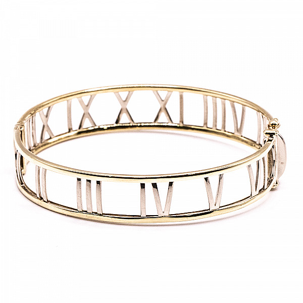 Image of Roman Numeral Bangle in Yellow Gold