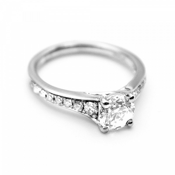 Image of 1.00ct Natural Round Brilliant Cut Diamond with Vintage Natural Diamond Style Shoulders Ring in Platinum