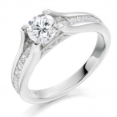 Round Brilliant Solitaire with Diamond Set Shoulders Engagement Ring Metal Image